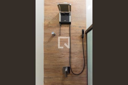 Casa de condomínio à venda com 374m², 4 quartos e 6 vagas Casa de condomínio à venda com 374m², 4 quartos e 6 vagasBanheiro