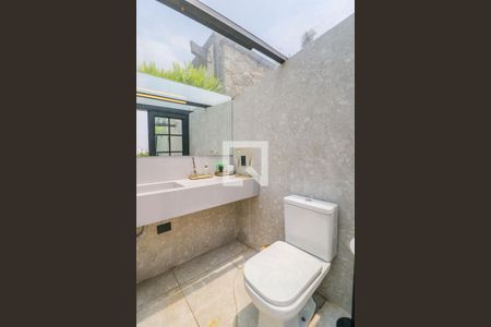 Casa de condomínio à venda com 550m², 5 quartos e 5 vagas Casa de condomínio à venda com 550m², 5 quartos e 5 vagasLavabo