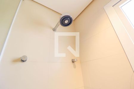 Casa de condomínio à venda com 550m², 5 quartos e 5 vagas Casa de condomínio à venda com 550m², 5 quartos e 5 vagasBanheiro Suíte 1