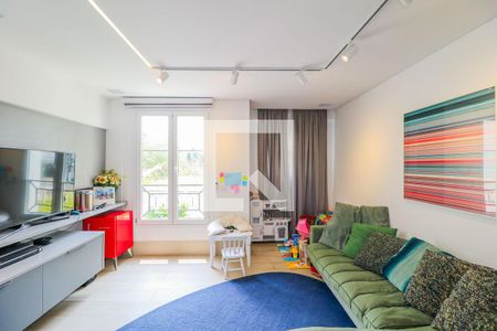 Casa de condomínio à venda com 550m², 5 quartos e 5 vagas Casa de condomínio à venda com 550m², 5 quartos e 5 vagasSala de TV