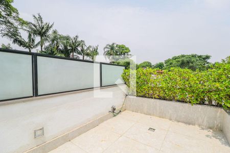 Casa de condomínio à venda com 550m², 5 quartos e 5 vagas Casa de condomínio à venda com 550m², 5 quartos e 5 vagasCobertura