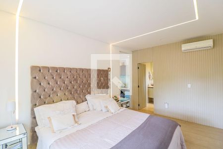 Casa de condomínio à venda com 550m², 5 quartos e 5 vagas Casa de condomínio à venda com 550m², 5 quartos e 5 vagasSuíte 3