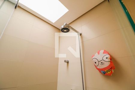 Casa de condomínio à venda com 550m², 5 quartos e 5 vagas Casa de condomínio à venda com 550m², 5 quartos e 5 vagasBanheiro Suíte 2