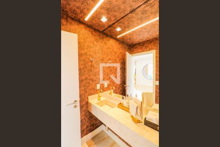 Casa de condomínio à venda com 550m², 5 quartos e 5 vagas Casa de condomínio à venda com 550m², 5 quartos e 5 vagasLavabo