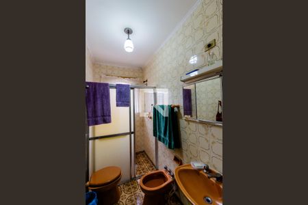 Casa à venda com 168m², 3 quartos e 3 vagas Casa à venda com 168m², 3 quartos e 3 vagasBanheiro da Suíte