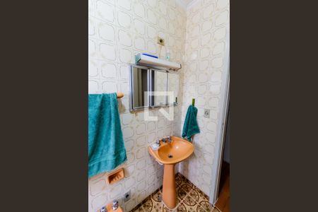 Casa à venda com 168m², 3 quartos e 3 vagas Casa à venda com 168m², 3 quartos e 3 vagasBanheiro da Suíte