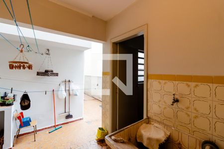 Casa à venda com 168m², 3 quartos e 3 vagas Casa à venda com 168m², 3 quartos e 3 vagasÁrea de Serviço