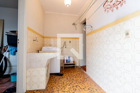 Casa à venda com 168m², 3 quartos e 3 vagas Casa à venda com 168m², 3 quartos e 3 vagasÁrea de Serviço