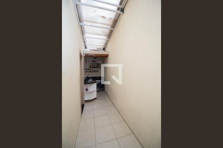 Casa à venda com 160m², 3 quartos e 4 vagas Casa à venda com 160m², 3 quartos e 4 vagasCorredor