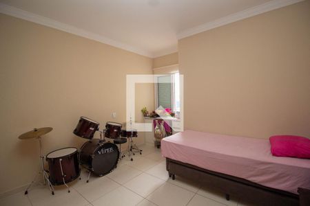 Casa à venda com 160m², 3 quartos e 4 vagas Casa à venda com 160m², 3 quartos e 4 vagasQuarto 2