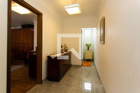 Casa à venda com 190m², 4 quartos e 2 vagasCorredor dos Quartos
