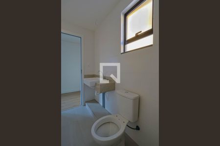 Apartamento à venda com 64m², 2 quartos e 2 vagas Apartamento à venda com 64m², 2 quartos e 2 vagasBanheiro da Suíte 1