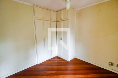 Apartamento à venda com 176m², 3 quartos e 3 vagasSuíte - armários