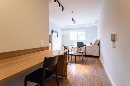 Apartamento para alugar com 28m², 1 quarto e sem vaga