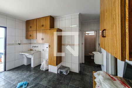 Casa à venda com 293m², 3 quartos e 4 vagas Casa à venda com 293m², 3 quartos e 4 vagasÁrea de Serviço