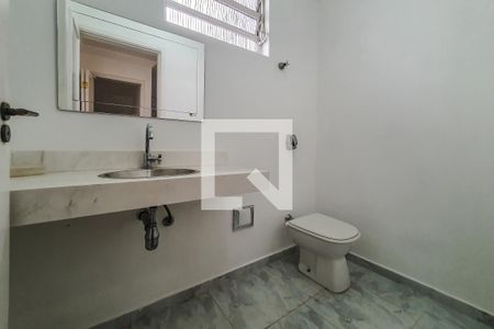 Casa à venda com 293m², 3 quartos e 4 vagas Casa à venda com 293m², 3 quartos e 4 vagaslavabo