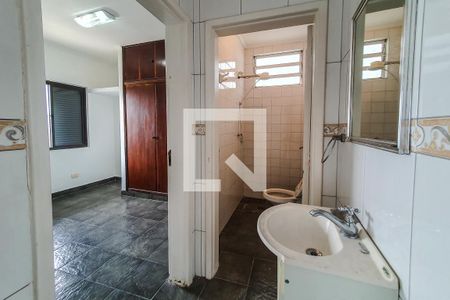 Casa à venda com 293m², 3 quartos e 4 vagas Casa à venda com 293m², 3 quartos e 4 vagasQuarto de Serviço