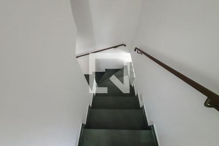 Casa à venda com 293m², 3 quartos e 4 vagas Casa à venda com 293m², 3 quartos e 4 vagasescada
