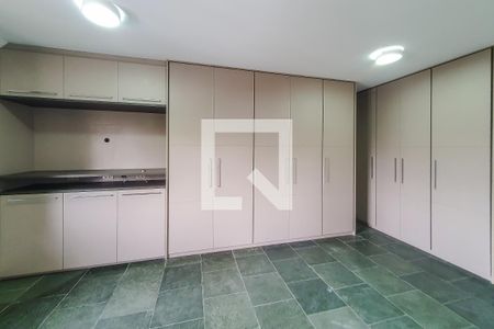 Casa à venda com 293m², 3 quartos e 4 vagas Casa à venda com 293m², 3 quartos e 4 vagasquarto 1 suite