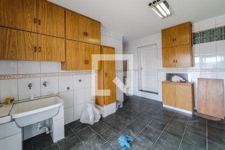 Casa à venda com 293m², 3 quartos e 4 vagas Casa à venda com 293m², 3 quartos e 4 vagasÁrea de Serviço