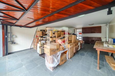 Casa à venda com 293m², 3 quartos e 4 vagas