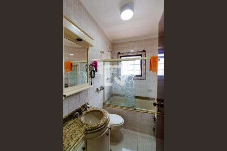 Casa à venda com 260m², 4 quartos e 4 vagasBanheiro