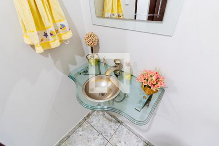 Casa à venda com 260m², 4 quartos e 4 vagasLavabo