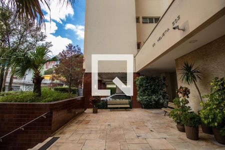 Apartamento à venda com 168m², 2 quartos e 1 vaga Apartamento à venda com 168m², 2 quartos e 1 vagaÁrea comum -  Hall