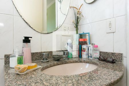 Apartamento à venda com 77m², 3 quartos e 2 vagasBanheiro da Suíte