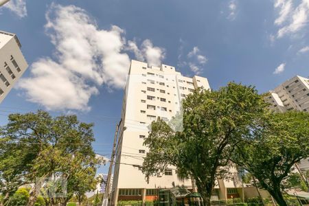 Apartamento à venda com 60m², 2 quartos e 1 vagaFachada