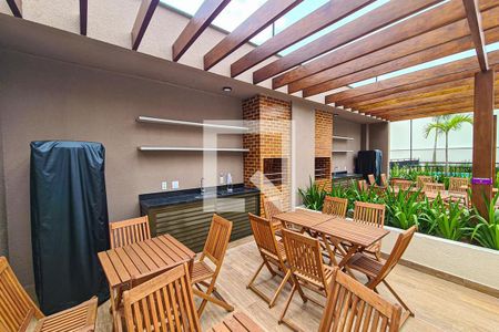 Apartamento à venda com 44m², 2 quartos e 1 vaga Apartamento à venda com 44m², 2 quartos e 1 vagaÁrea comum - Churrasqueira