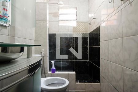 Casa à venda com 320m², 3 quartos e 3 vagasBanheiro 