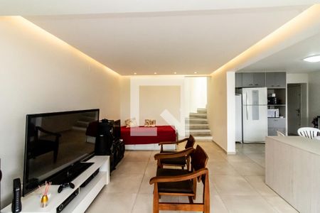 Sala de casa para alugar com 3 quartos, 185m² em Jaguaré, São Paulo