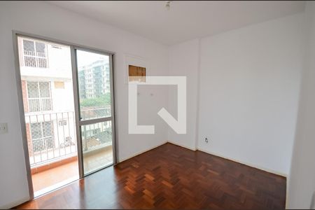 Apartamento à venda com 74m², 2 quartos e 1 vagaSuíte