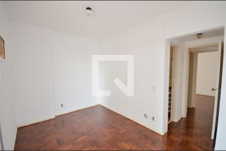 Apartamento à venda com 74m², 2 quartos e 1 vagaSuíte