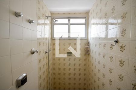 Apartamento à venda com 74m², 2 quartos e 1 vagaBanheiro Social