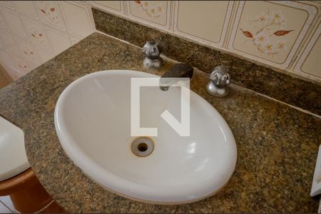 Apartamento à venda com 74m², 2 quartos e 1 vagaBanheiro da Suíte