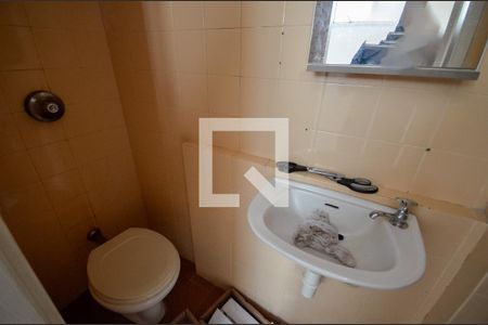 Apartamento à venda com 74m², 2 quartos e 1 vagaBanheiro de Serviço