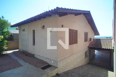 Casa à venda com 200m², 3 quartos e 2 vagasÁrea externa