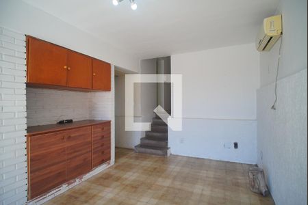Casa à venda com 200m², 3 quartos e 2 vagasSala