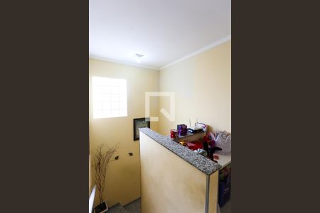 Escada de casa para alugar com 2 quartos, 147m² em Jardim Tres Marias, Taboão da Serra