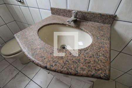 Casa à venda com 120m², 4 quartos e 2 vagas Casa à venda com 120m², 4 quartos e 2 vagasBanheiro da Suíte