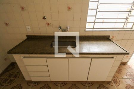 Casa à venda com 120m², 4 quartos e 2 vagas Casa à venda com 120m², 4 quartos e 2 vagasCozinha