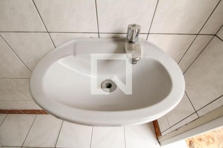 Casa à venda com 120m², 4 quartos e 2 vagas Casa à venda com 120m², 4 quartos e 2 vagasBanheiro de Serviço