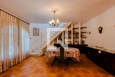 Sala de casa à venda com 4 quartos, 350m² em Vila Oratorio, São Paulo