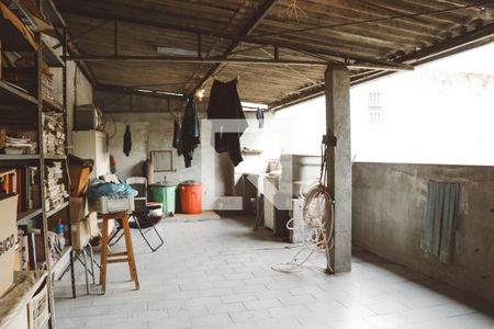 Casa à venda com 75m², 3 quartos e 1 vaga Casa à venda com 75m², 3 quartos e 1 vagaTerraço