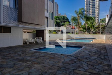 Apartamento à venda com 103m², 3 quartos e 1 vaga Apartamento à venda com 103m², 3 quartos e 1 vagaÁrea comum - Piscina