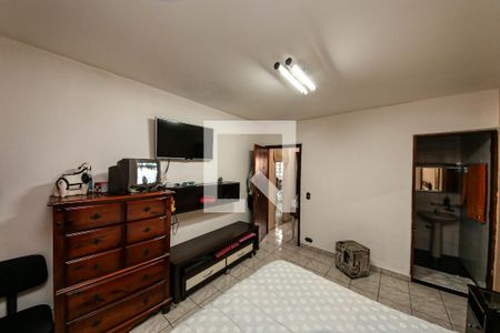 Casa à venda com 500m², 5 quartos e 4 vagas Casa à venda com 500m², 5 quartos e 4 vagasQuarto