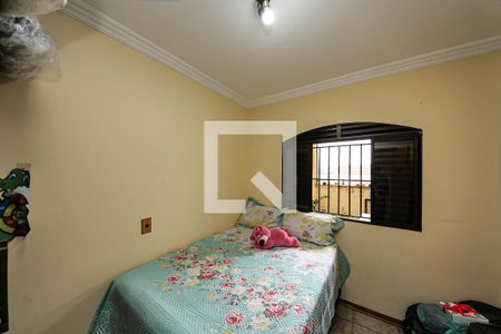 Casa à venda com 500m², 5 quartos e 4 vagas Casa à venda com 500m², 5 quartos e 4 vagasQuarto