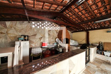 Casa à venda com 500m², 5 quartos e 4 vagas Casa à venda com 500m², 5 quartos e 4 vagasTerraço 1